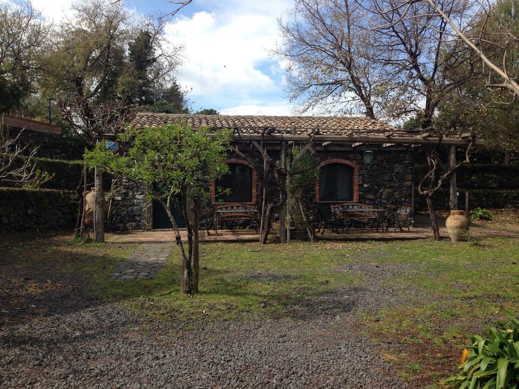 פיידימונטה אטנאו Bed And Breakfast Il Glicine מראה חיצוני תמונה
