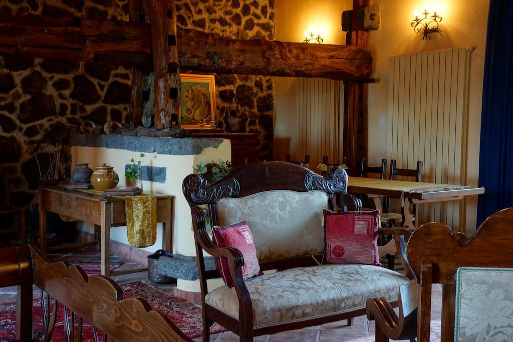 פיידימונטה אטנאו Bed And Breakfast Il Glicine מראה חיצוני תמונה